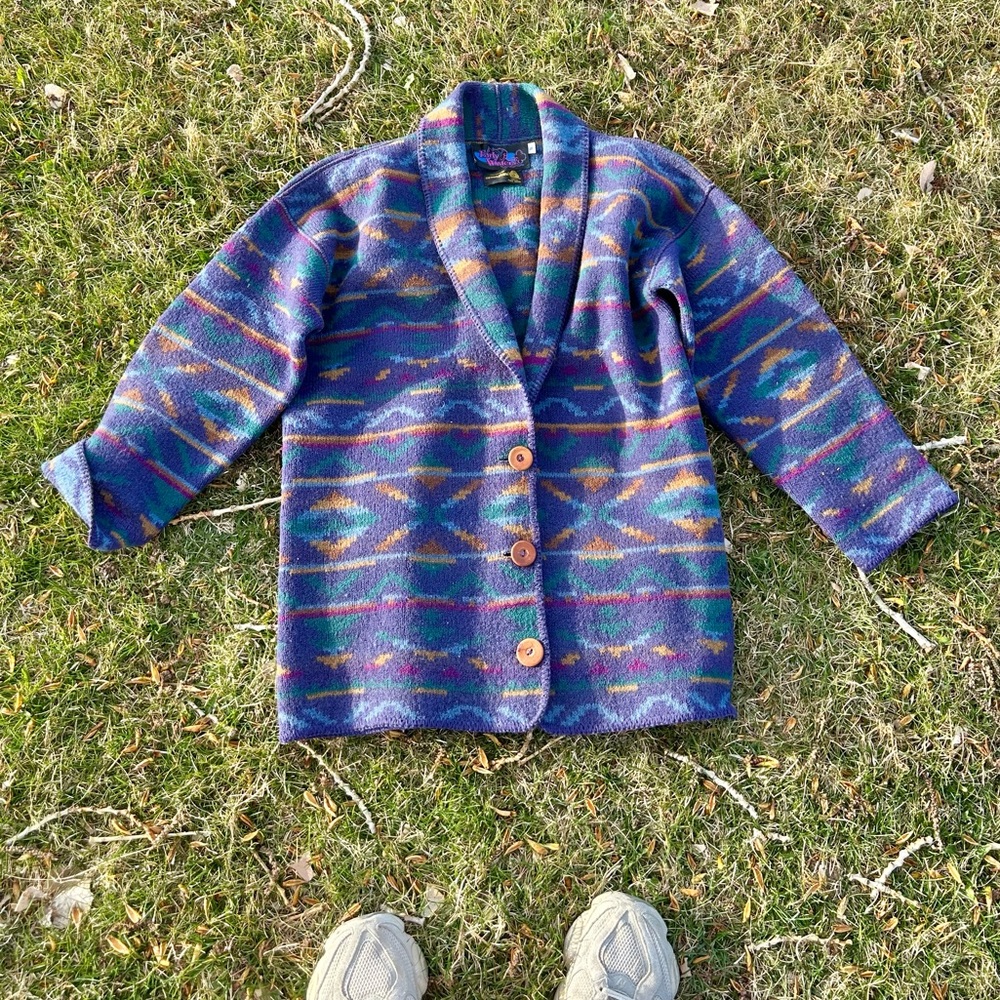 Vintage 90’s Early Winters colorful Aztec cardigan sweater